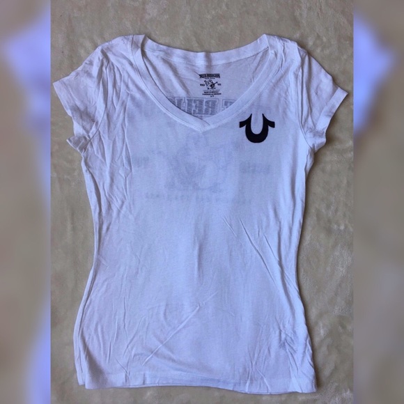 Women's TRUE RELIGION Flocked V Neck Tee Shirt - Picture 4 of 6